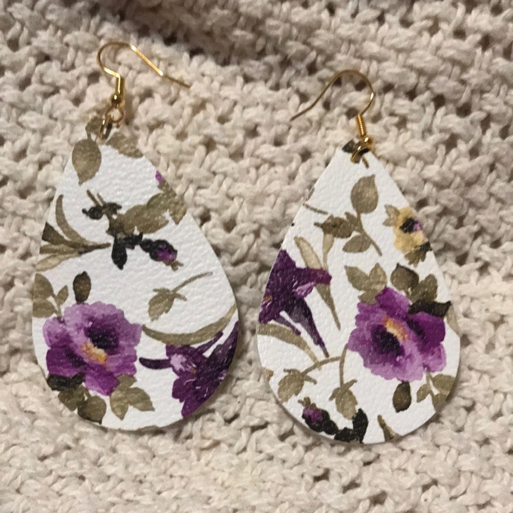 4/$20 Purple floral faux leather earrings